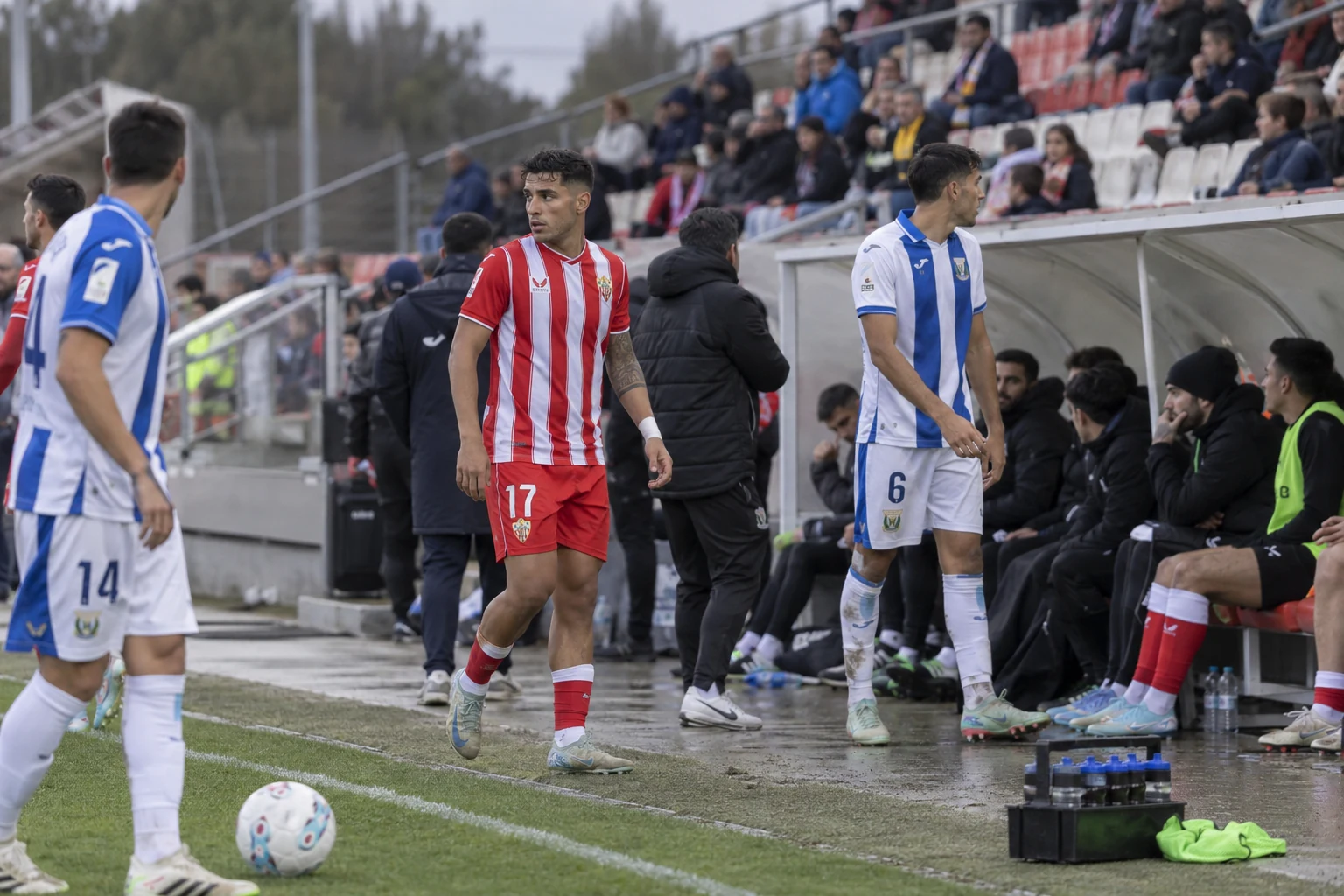 Almería slo Leganés 3-0 og ligger på andreplass