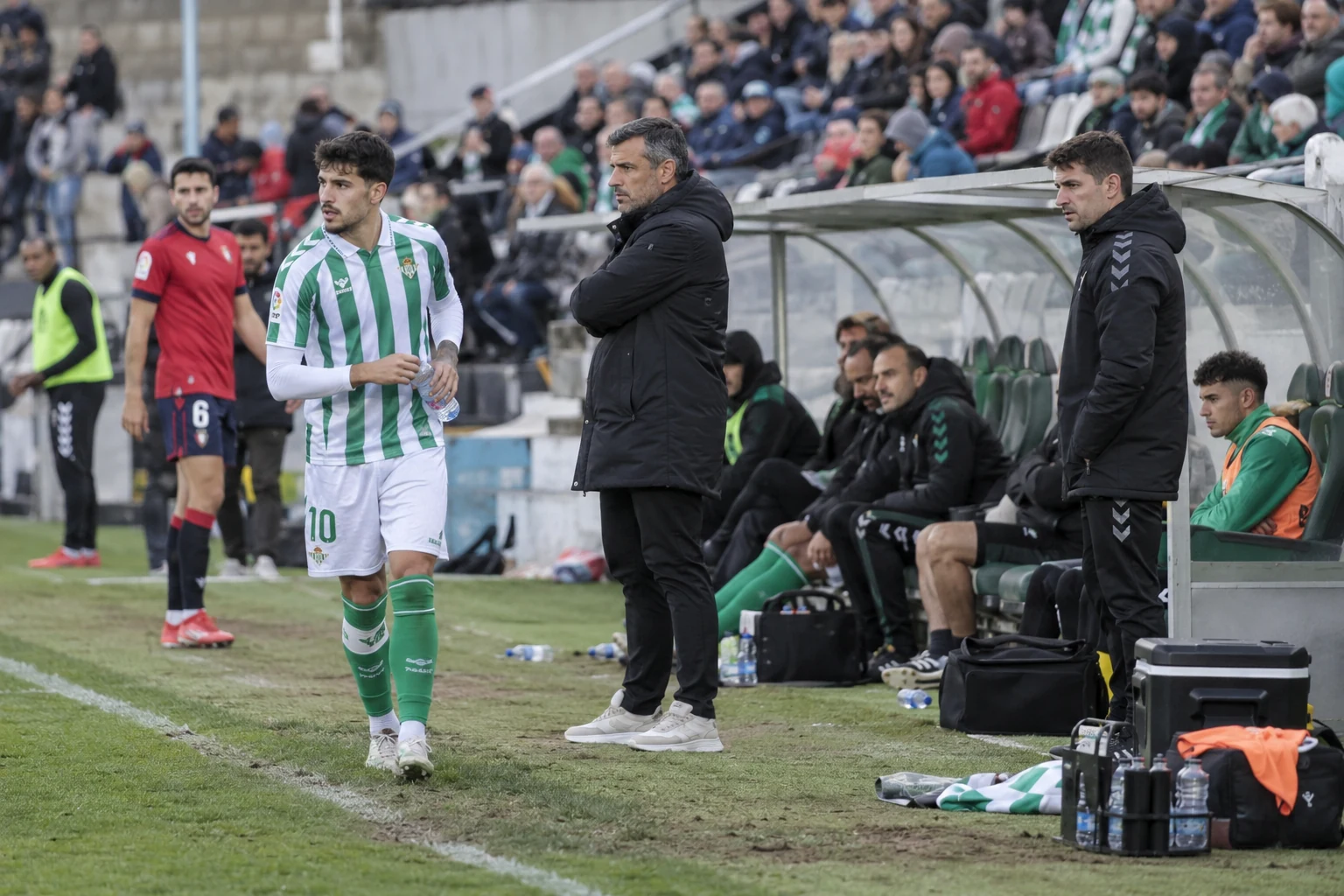 Real Betis slo Osasuna 5-2 og tok tredjeplassen i La Liga